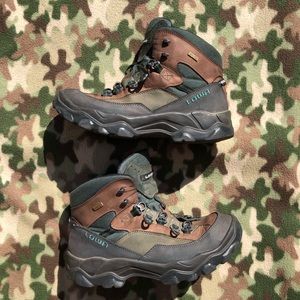 Lowa Hiking Boots Goretex